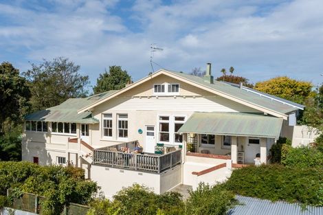 Photo of property in 11 Finnis Lane, Hospital Hill, Napier, 4110