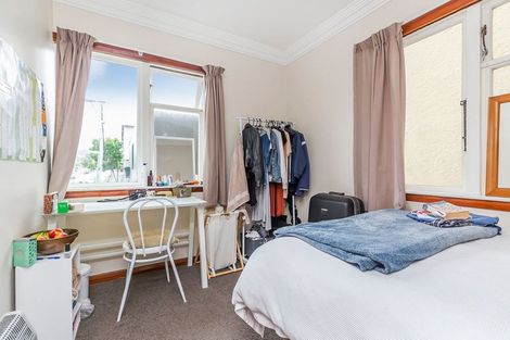 Photo of property in 77 Pirie Street, Mount Victoria, Wellington, 6011