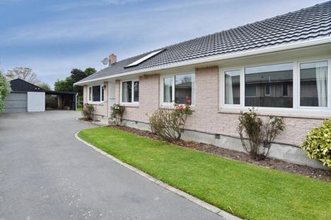 Photo of property in 190 Grimseys Road, Redwood, Christchurch, 8051
