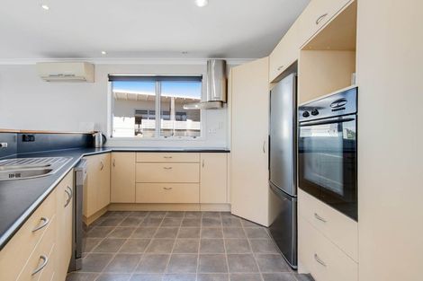 Photo of property in 4 Ngatira Place, Snells Beach, 0920