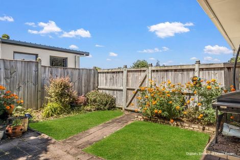 Photo of property in 22 Magnolia Avenue, Opaheke, Papakura, 2113