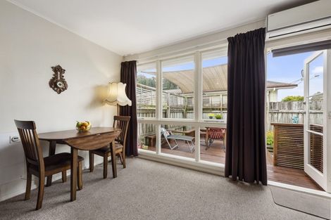 Photo of property in 1/15 Lane Street, Wallaceville, Upper Hutt, 5018