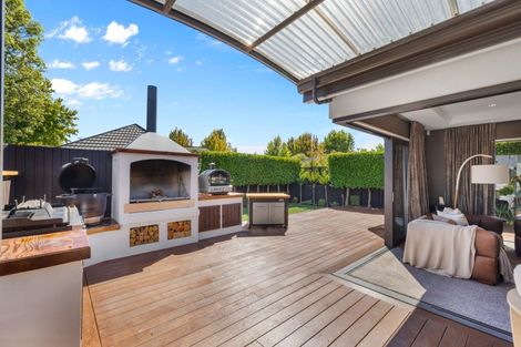 Photo of property in 11 Natalie Place, Harewood, Christchurch, 8051