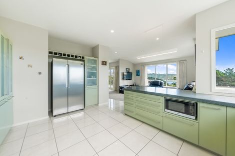 Photo of property in 38 Aspiring Terrace, Aotea, Porirua, 5024