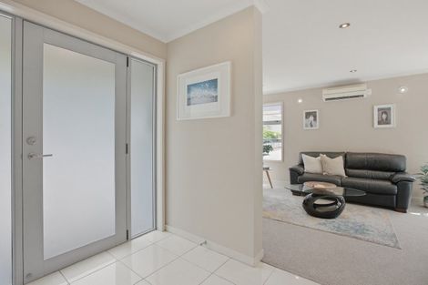 Photo of property in 32c Gilbert Street, New Plymouth, 4310