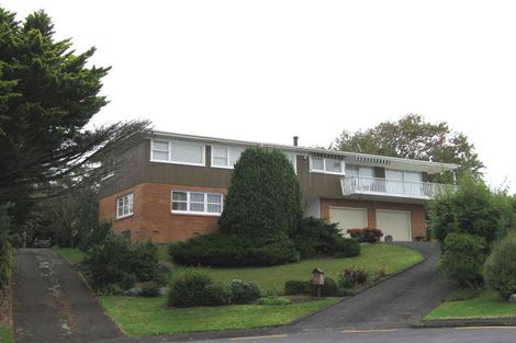 Photo of property in 16 Merville Avenue, Te Atatu South, Auckland, 0610