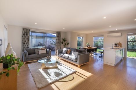 Photo of property in 10 Shale Court, Rolleston, 7614