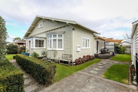 Photo of property in 16 Sanders Avenue, Westown, New Plymouth, 4310