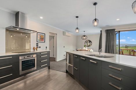 Photo of property in 21 Daelyn Drive, Richmond, 7020