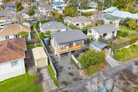 Photo of property in 1/26 Empire Road, Devonport, Auckland, 0624