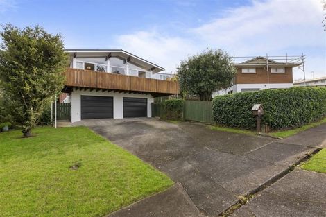 Photo of property in 25 Chatsworth Crescent, Pakuranga Heights, Auckland, 2010