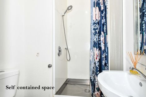 Photo of property in 1/34 Barnhill Crescent, Pahurehure, Papakura, 2113