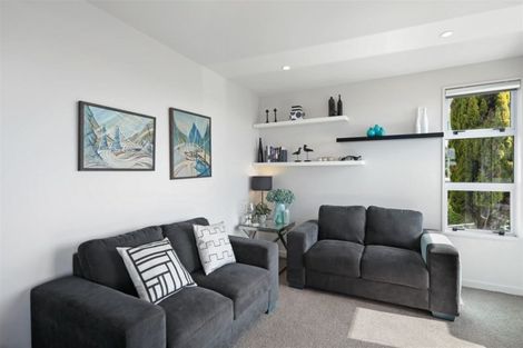 Photo of property in 1/5a Madeley Road, Mount Pleasant, Christchurch, 8081