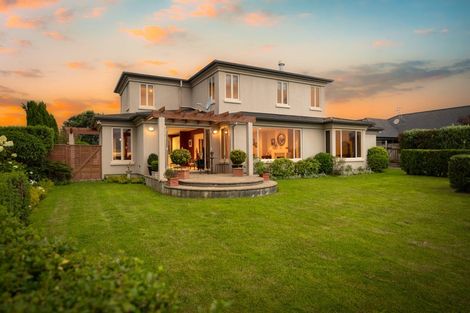 Photo of property in 144 Pacific Drive, Fitzherbert, Palmerston North, 4410