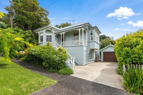 Photo of property in 1 Kapai Road, Devonport, Auckland, 0624