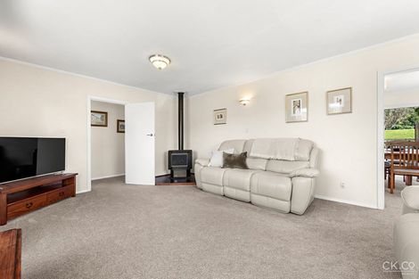 Photo of property in 71 Holdsworth Avenue, Trentham, Upper Hutt, 5018