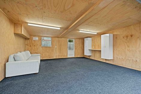 Photo of property in 19 Lawrence Crescent, Hillpark, Auckland, 2102