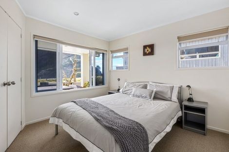 Photo of property in 47 Marine Parade South, Piha, 0772