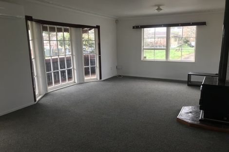 Photo of property in 58 Moncrieff Avenue, Clendon Park, Auckland, 2103