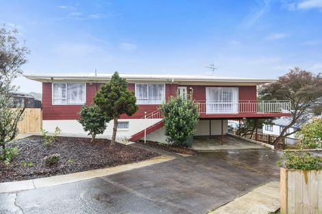 Photo of property in 17 Woodvale Road, Glen Eden, Auckland, 0602