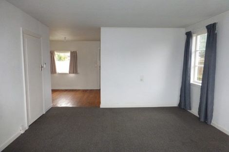 Photo of property in 17 Shortland Street, Wainoni, Christchurch, 8061