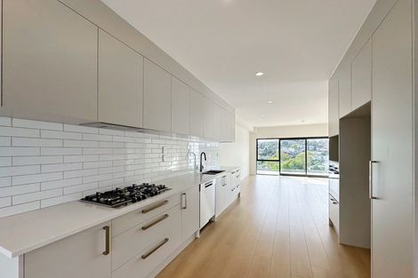 Photo of property in 4/28 Ludlow Terrace, Totara Vale, Auckland, 0627