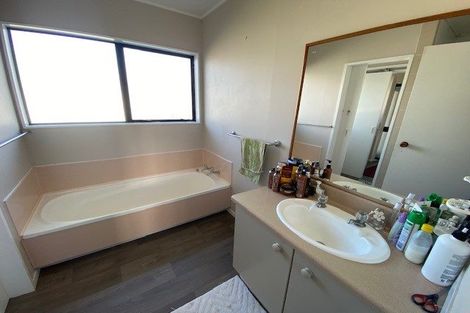 Photo of property in 51 Crawshaw Drive, Nawton, Hamilton, 3200