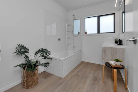 Photo of property in 1b Simons Street, Kensington, Whangarei, 0112