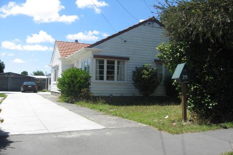 Photo of property in 25 Middleton Road, Upper Riccarton, Christchurch, 8041