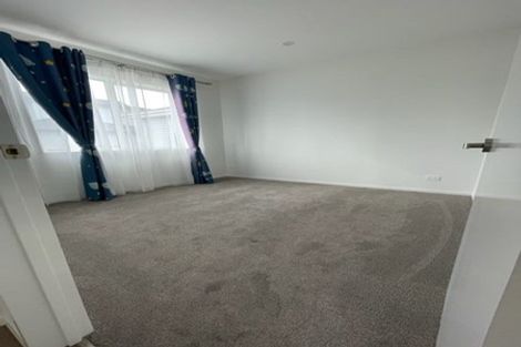 Photo of property in 3 Franheim Crescent, Orewa, 0931