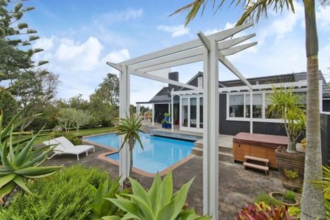 Photo of property in 4/39 Shakespeare Road, Milford, Auckland, 0620