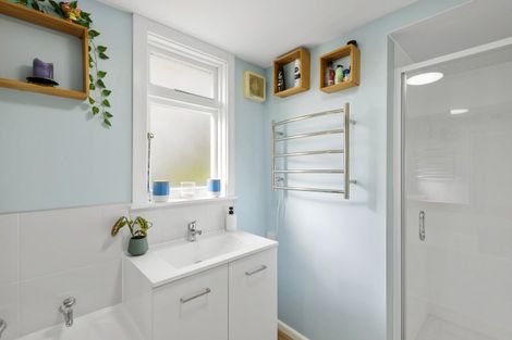 Photo of property in 18 Halkett Street, Darfield, 7510