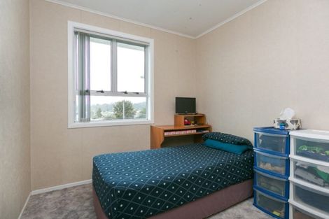 Photo of property in 69 Mould Street, Waitara, 4320