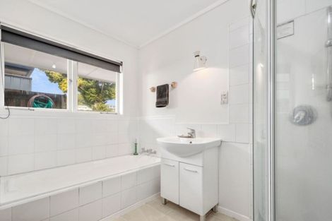 Photo of property in 287 Welcome Bay Road, Welcome Bay, Tauranga, 3112