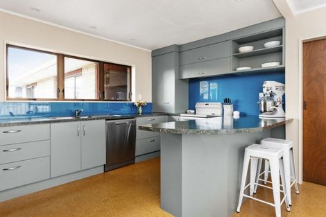 Photo of property in 149 Tait Drive, Greenmeadows, Napier, 4112