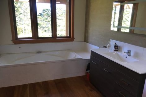 Photo of property in 117 Worrall Road, Kumeu, 0891