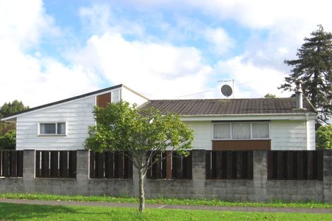 Photo of property in 93 Bruce Mclaren Road, Henderson, Auckland, 0612