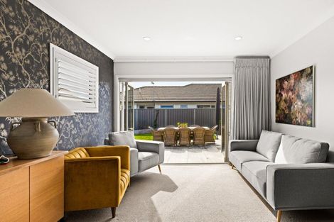 Photo of property in 11 Aoraki Road, Poraiti, Napier, 4112