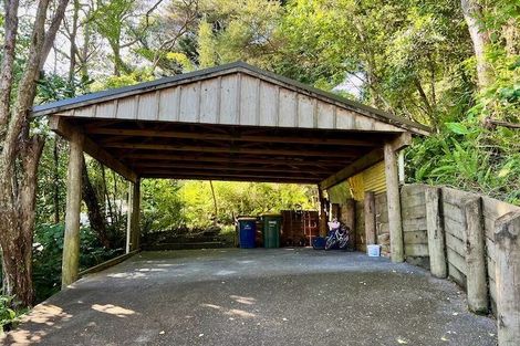 Photo of property in 65 Laingholm Drive, Laingholm, Auckland, 0604