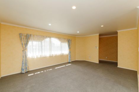 Photo of property in 94 Summerhill Drive, Fitzherbert, Palmerston North, 4410