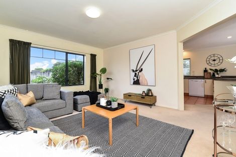 Photo of property in 4 Diomede Glade, Flagstaff, Hamilton, 3210