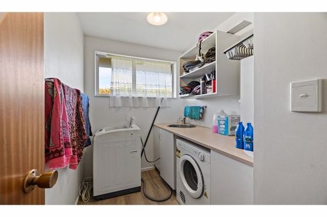 Photo of property in 12 Karnak Crescent, Russley, Christchurch, 8042