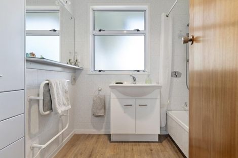 Photo of property in 15 Wiremu Street, Brookfield, Tauranga, 3110