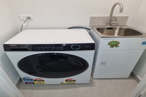 Photo of property in Grace Square, 81b Vermont Street, Ponsonby, Auckland, 1011