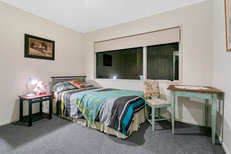 Photo of property in 3/8 Braemar Road, Castor Bay, Auckland, 0620