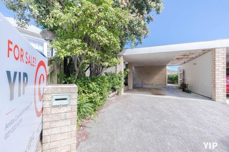 Photo of property in 2a Rudyard Crescent, Johnsonville, Wellington, 6037