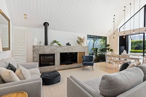 Photo of property in 9 Airmens Lane, Hobsonville, Auckland, 0616