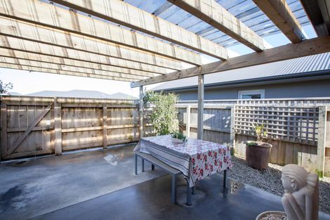 Photo of property in 3 Ta Paora Drive, Bell Block, New Plymouth, 4312