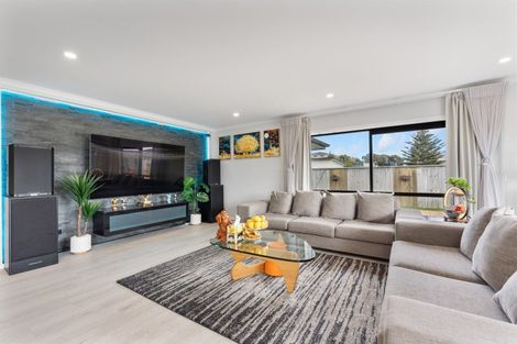 Photo of property in 5 Golf Vue Place, Castlecliff, Whanganui, 4501