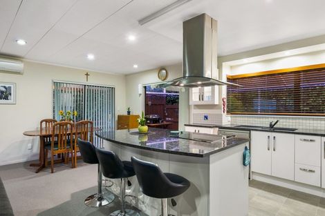 Photo of property in 8a Pelorus Street, Welcome Bay, Tauranga, 3112